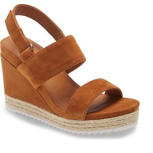 Caslon | Jillien Wedge Sandal 🌻